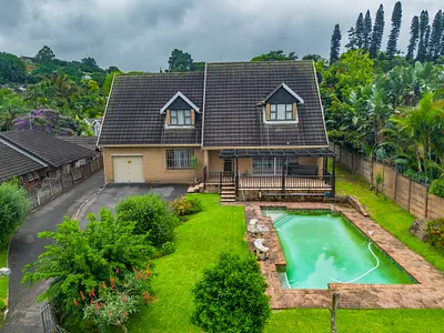 5 Bedroom House For Sale in Pinetown - itc7.webp