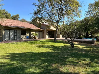 10 Bedroom House For Sale in Broederstroom AH, Hartbeespoort - oJOs.webp