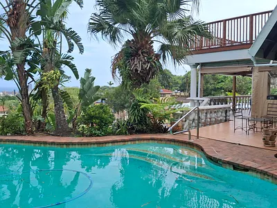 4 Bedroom House For Sale in Amanzimtoti - avgq.webp
