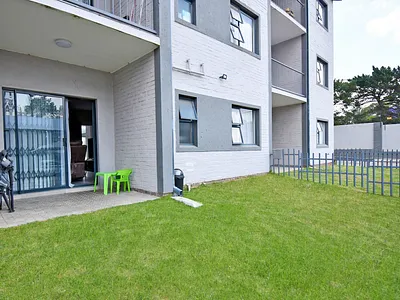 2 Bedroom Townhouse For Sale in Benoni - P7Wa.webp