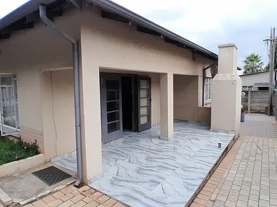 3 Bedroom House For Sale in Pretoria - fLr0.webp