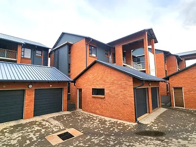 2 Bedroom Apartment For Sale in Pretoria - JYCp.webp