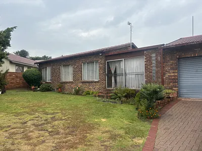 3 Bedroom House For Sale in Witbank - img