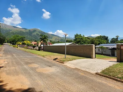 4 Bedroom House For Sale in Barberton - img