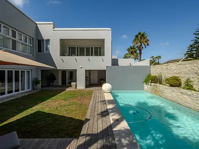 4 Bedroom House For Sale in Port Elizabeth - ORuJ.webp