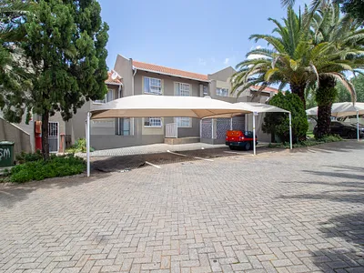3 Bedroom Townhouse For Sale in Alberton - img