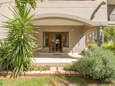 3 Bedroom Apartment For Sale in Randburg - vCWX.webp