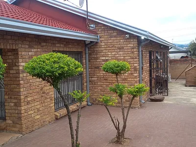3 Bedroom House For Sale in Pretoria - ETQB.webp