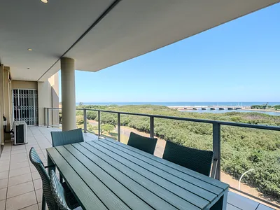 3 Bedroom Apartment For Sale in Durban North - img