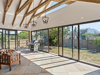 3 Bedroom House For Sale in Cape Town - img