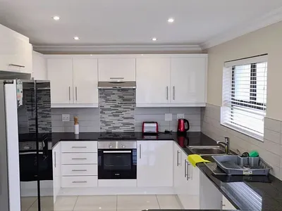 3 Bedroom House To Rent in East London - WTP5.webp