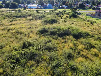 Vacant Land For Sale in Akasia - EYCF.webp