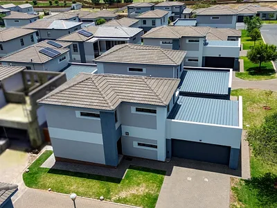 3 Bedroom Townhouse For Sale in Centurion - uIWE.webp