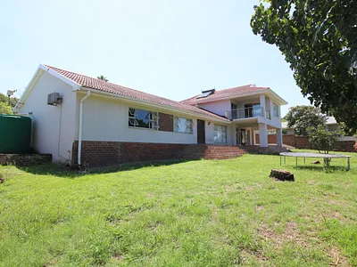 5 Bedroom House For Sale in East London - V3MF.webp