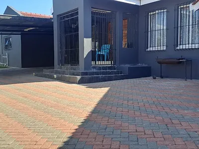 4 Bedroom House For Sale in Springs - DniX.webp