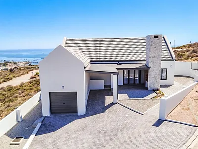 3 Bedroom House For Sale in St Helena Bay - img