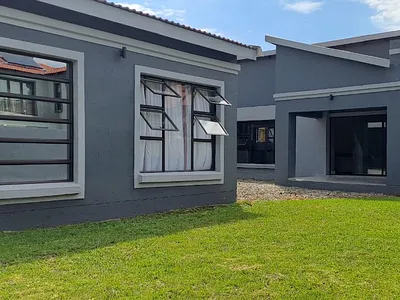 3 Bedroom House For Sale in Brakpan - YnRi.webp