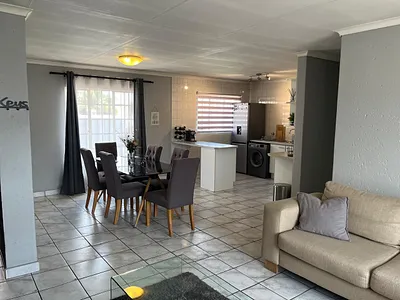2 Bedroom Apartment For Sale in Edenvale - img