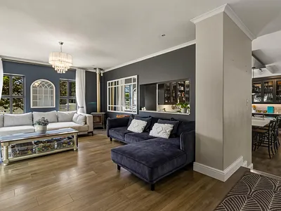 4 Bedroom Townhouse For Sale in Somerset West - TV9f.webp