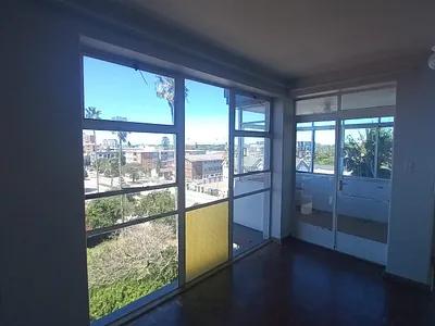 1 Bedroom Apartment For Sale in Port Elizabeth - lgPP.webp