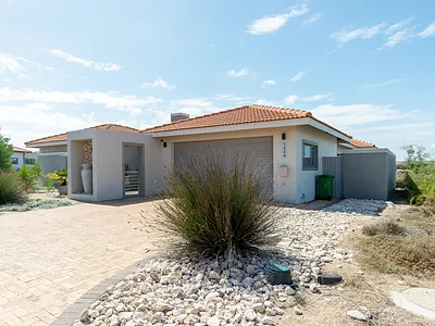 3 Bedroom House For Sale in Langebaan - UKeI.webp