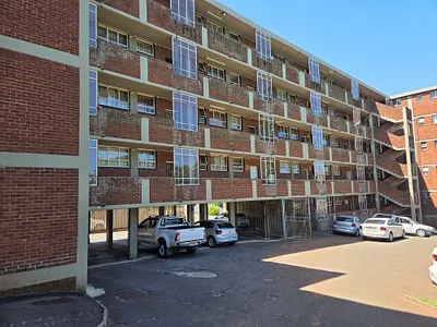 1.5 Bedroom Apartment To Rent in Durban - emgM.webp