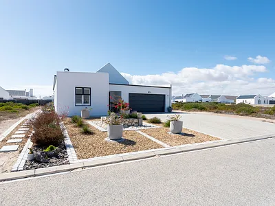 3 Bedroom House For Sale in St Helena Bay - img