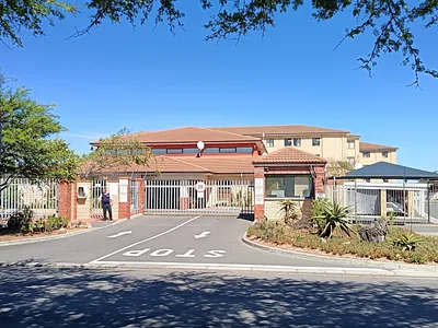 1 Bedroom Apartment For Sale in Goodwood - sjmo.webp