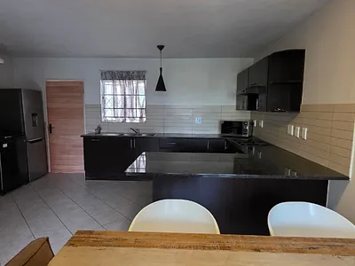 3 Bedroom Townhouse To Rent in Centurion - img