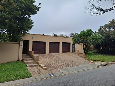 1 Bedroom Apartment To Rent in Port Elizabeth - bUat.webp