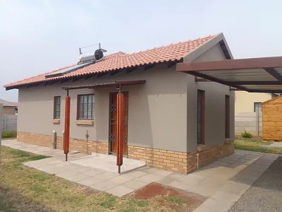 3 Bedroom Townhouse For Sale in Rustenburg - fXXn.webp