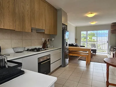 2 Bedroom Apartment To Rent in Stellenbosch - CMm9.webp