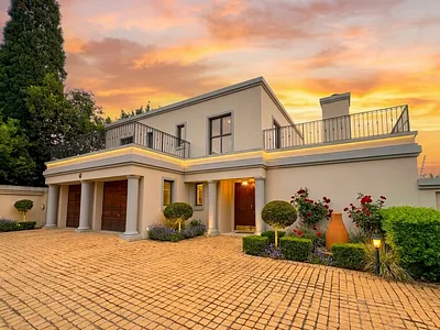 3 Bedroom Townhouse For Sale in Bedfordview - fFUJ.webp