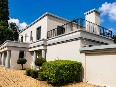 3 Bedroom Townhouse For Sale in Bedfordview - img