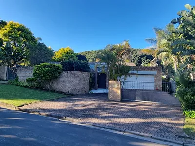 4 Bedroom House To Rent in East London - g6do.webp