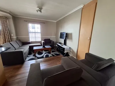 3 Bedroom Apartment To Rent in Blouberg - KMJw.webp