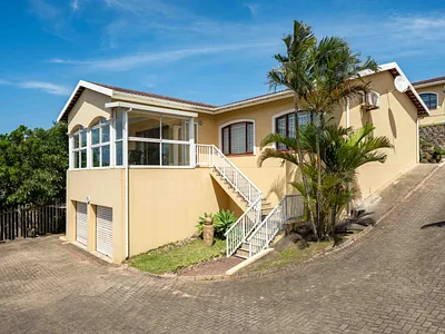 3 Bedroom Townhouse For Sale in Elysium - dm8s.webp