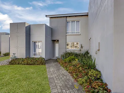 2 Bedroom Townhouse For Sale in Sandton - PxNE.webp