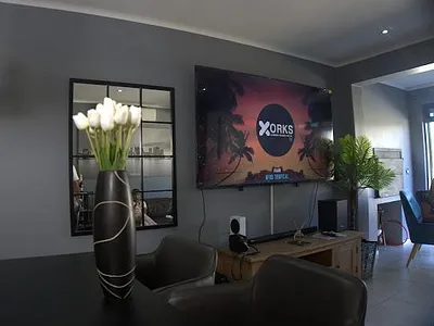 2 Bedroom Apartment To Rent in Somerset West - SrzE.webp