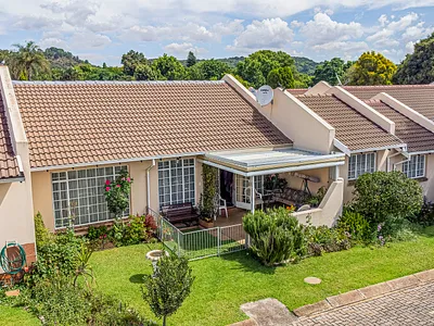 2 Bedroom Townhouse For Sale in Pretoria - img
