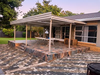 3 Bedroom House For Sale in Rustenburg - moF8.webp