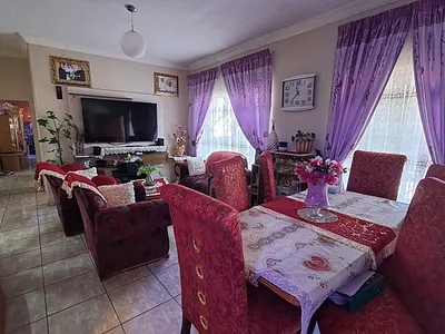 2 Bedroom Apartment For Sale in Heidelberg - zKIe.webp