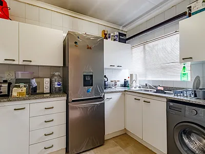 2 Bedroom Apartment For Sale in Midrand - HFet.webp