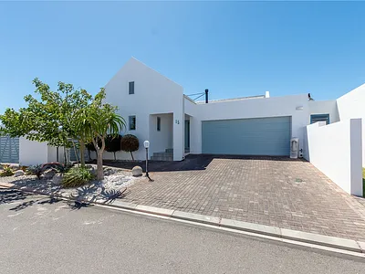 3 Bedroom House For Sale in Langebaan - QgIq.webp