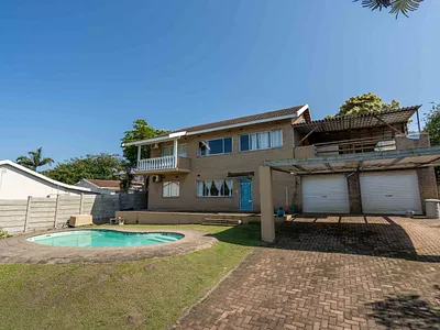 3 Bedroom House For Sale in Scottburgh - McW5.webp