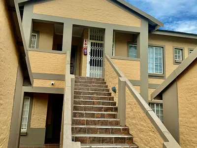 3 Bedroom Apartment For Sale in Louis Trichardt - MRpz.webp