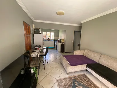 2 Bedroom Apartment For Sale in Vanderbijlpark - fk2X.webp