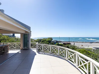 6 Bedroom House For Sale in Port Alfred - CKu7.webp