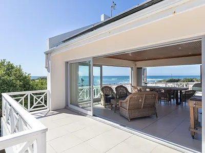 6 Bedroom House For Sale in Port Alfred - I0Tc.webp