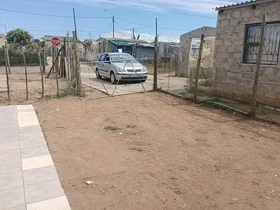 1 Bedroom House For Sale in Mossel Bay - img